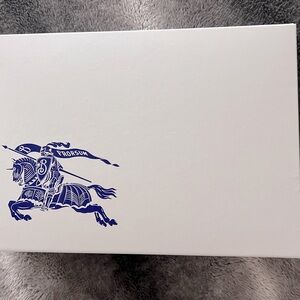 Burberry gift box